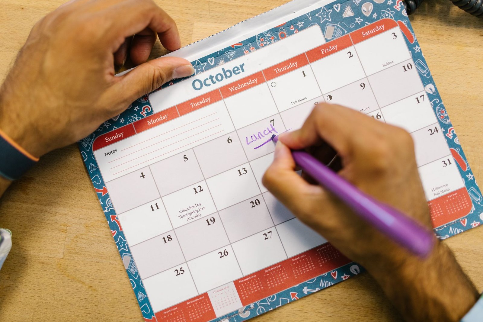 A calendar and paperwork used to track VA appeal deadlines and time limits