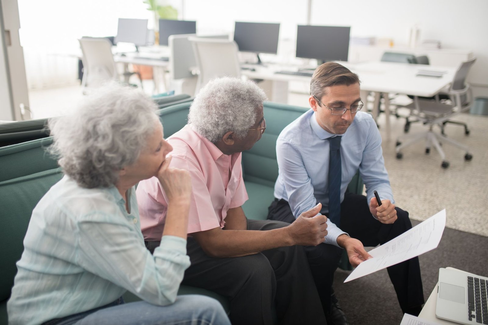 A veteran and spouse review VA appeal deadlines and time limits with an accredited advisor